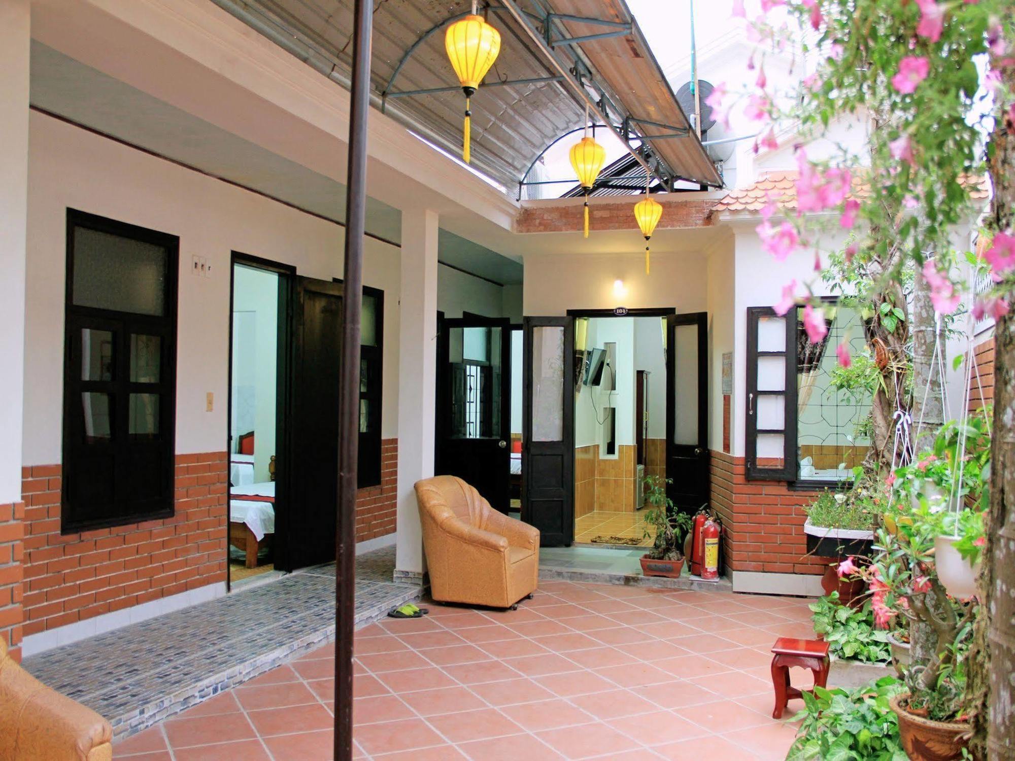 Red Ceramics Homestay Hoi An Zewnętrze zdjęcie